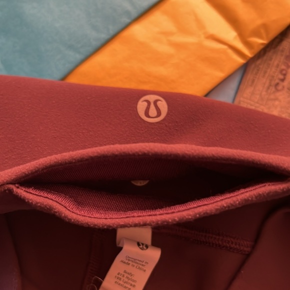 Lululemon leggings - Picture 5 of 6